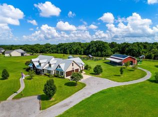 6696 Paradise Dr, Aubrey, TX 76227