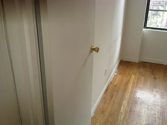 Rented by Sky Management | media 50