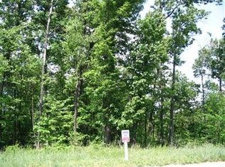 26 Grand Summit Dr, Fenton, MI