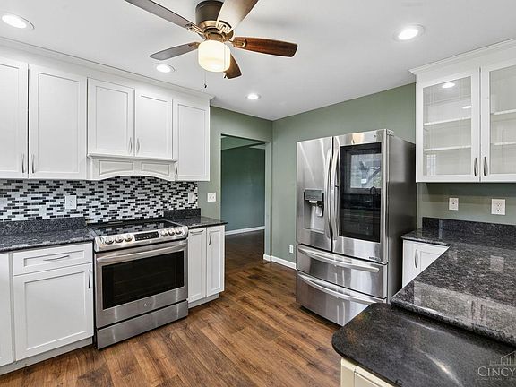 3rd image of 10421 Twinkle Ln