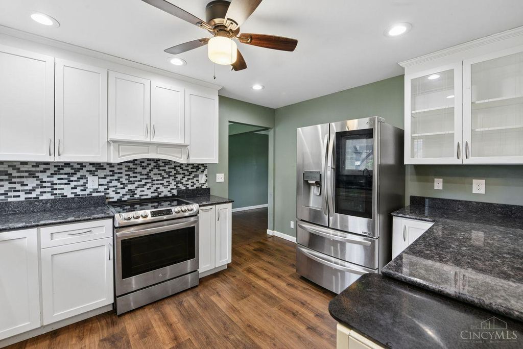 10421 Twinkle Ln, Cincinnati, OH - View 2