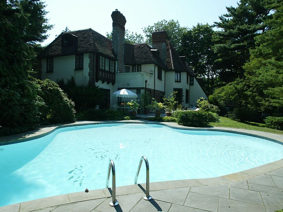 10 Harbor Hill Rd, Huntington, NY 11743 Zillow