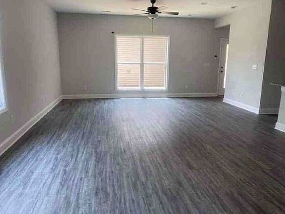 Additional Living Room