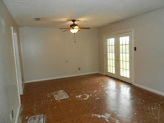 4th image of 3260 Schuler Dr