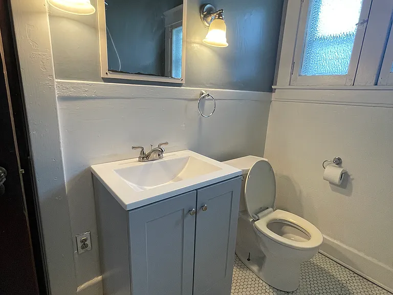 151 Saranac Ave #2 — Photo 3
