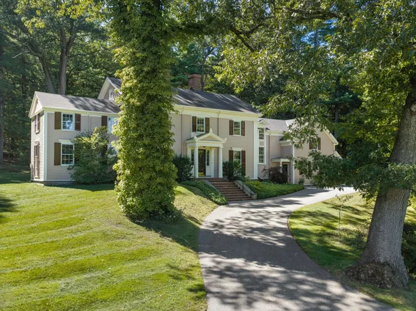 1632 Canton Ave, Milton, MA 02186