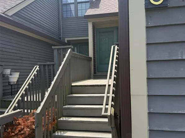 11 Concord Rd, West Milford, NJ 07480