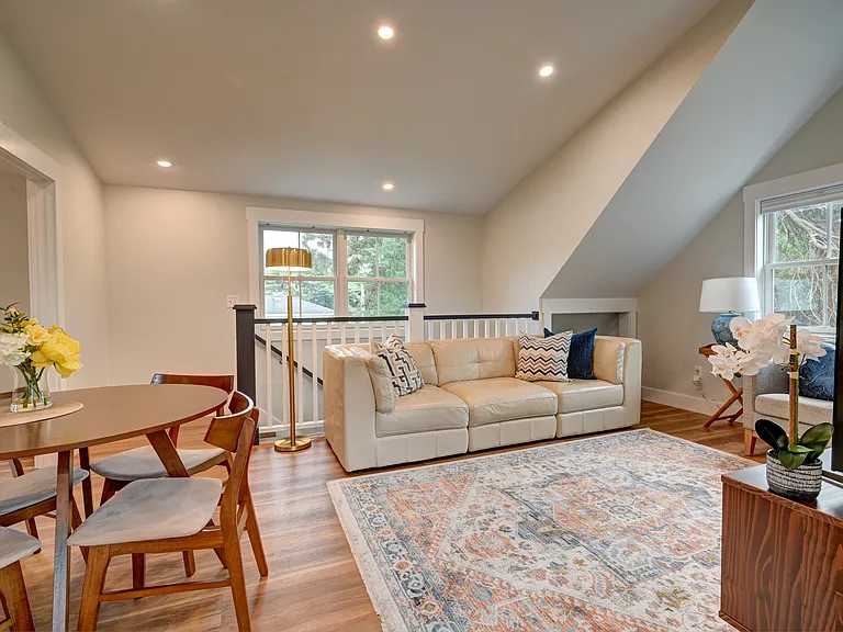 5 Key Ct #B — Photo 6