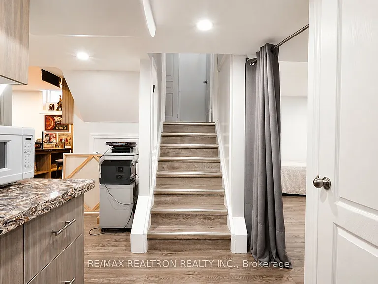 1157 Beneford Rd — Photo 5