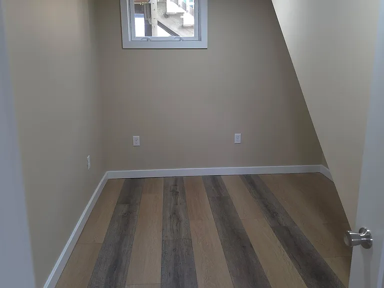 4231 S Johnson Rd — Photo 13