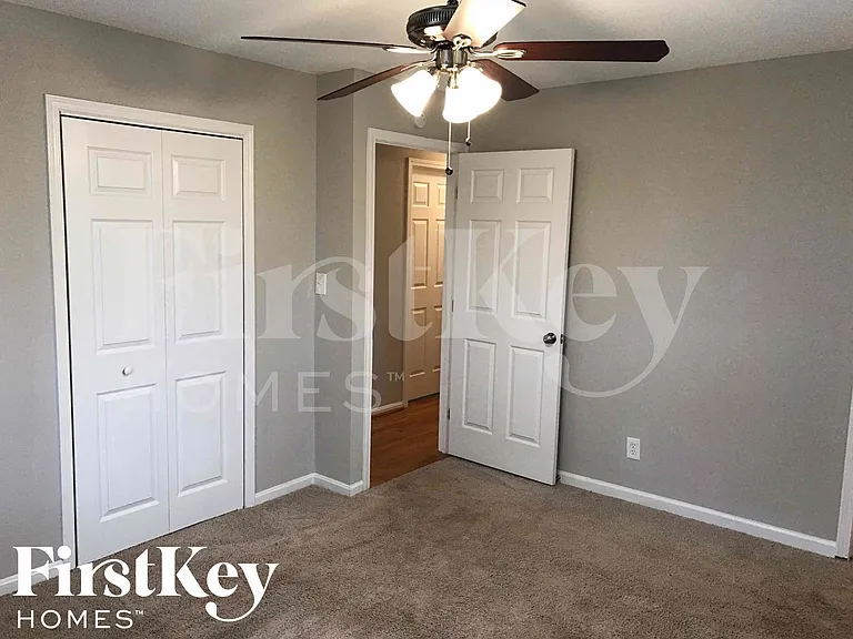 147 Shady Lane Cir — Photo 15