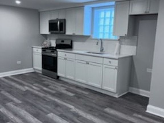 3rd image of 5501 W Wellington Ave #5507-G