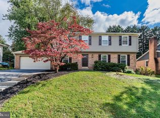 104 Parkview Rd, New Cumberland, PA 17070