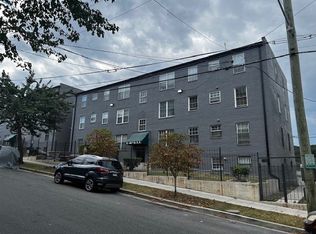 5 46th St SE APT 2, Washington, DC