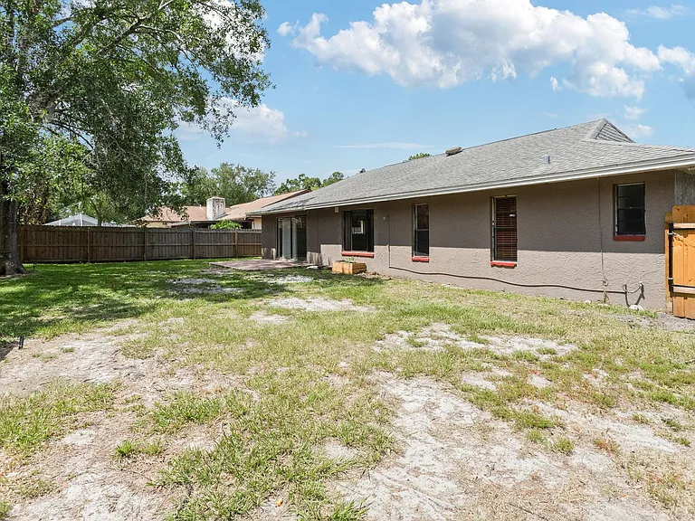 14907 Coldwater Ln — Photo 25