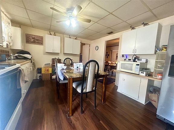 5th image of 2628 45th Ave W