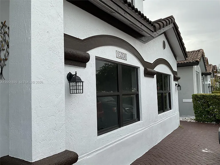 15350 SW 11th St — Photo 25