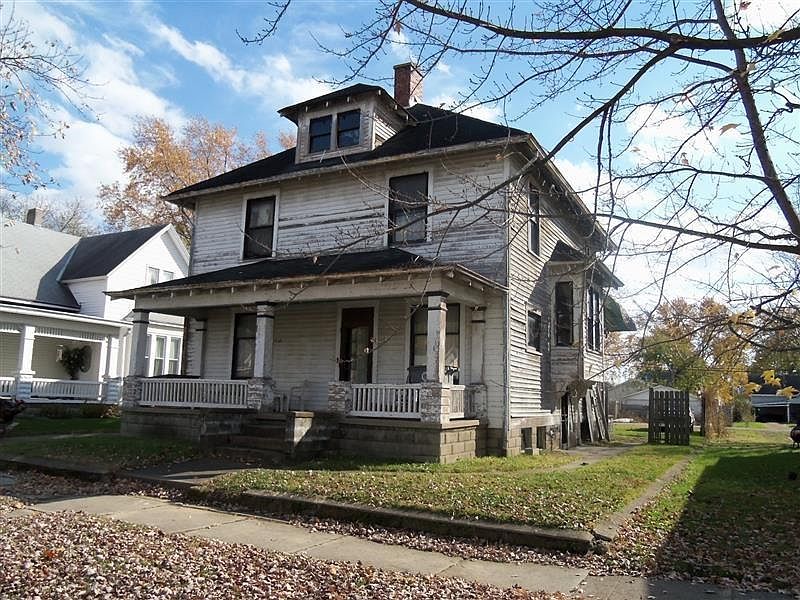 1st image of 514 E 4th St