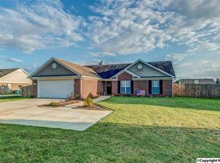 714 Elkwood Section Rd, Hazel Green, AL 35750