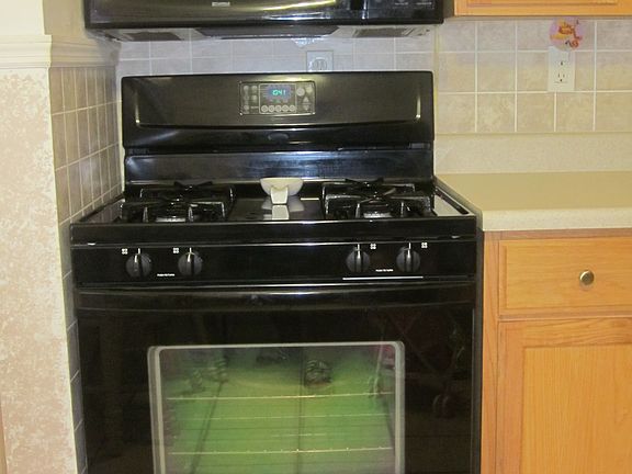 4th image of 3110 Pearl Harbor Dr