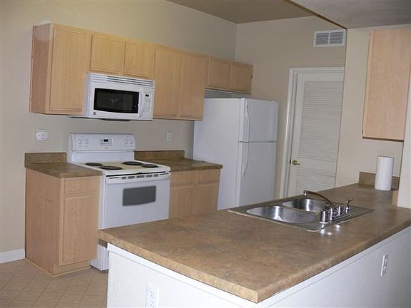 2nd image of 24909 Madison Ave Unit 1622