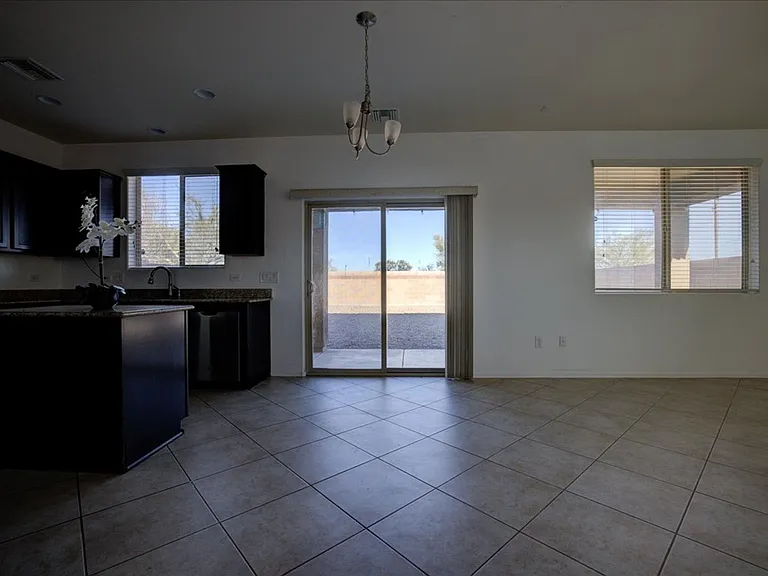8011 S Dolphin Way — Photo 14