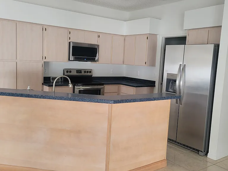 11213 Sailbrooke Dr — Photo 11