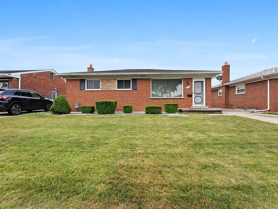 1st image of 631 Cloverlawn Blvd