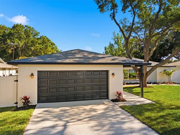11180 113th Ave, Seminole, FL 33778