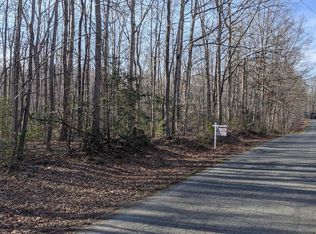 5 Colyer Rd, Fredericksburg, VA 22406