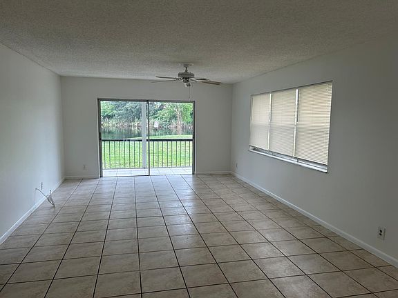 3rd image of 3300 Spanish Moss Ter