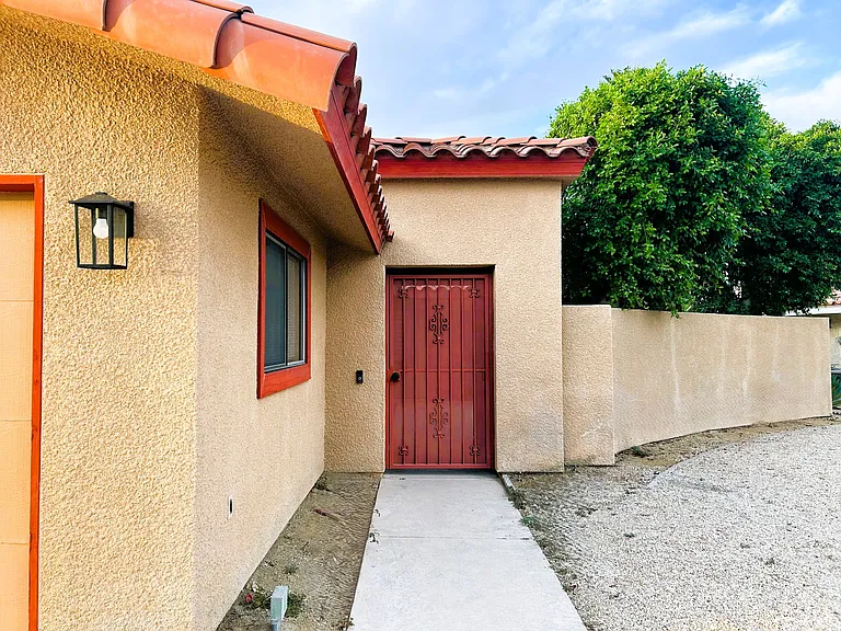 82300 Vandenberg Ct — Photo 4