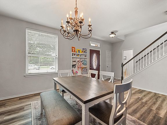4th image of 517 Zachum Dr