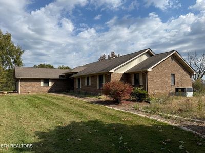 153 Triangle Ln, Tazewell, TN, 37879