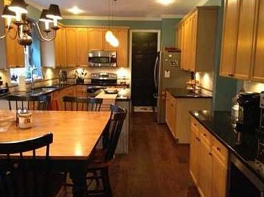 5th image of 315 Pemberton Ct