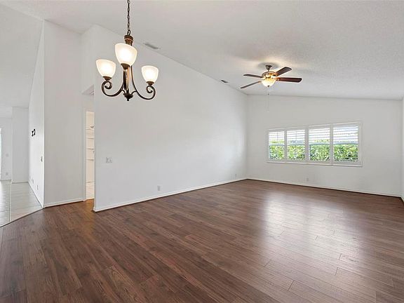 3rd image of 5368 KELLY DRIVE #17