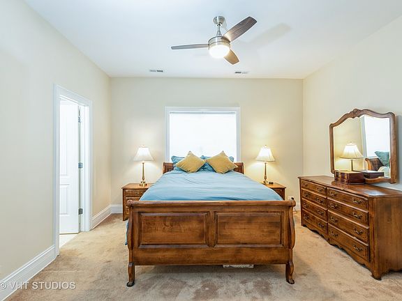 5th image of 3527 S King Dr #3N