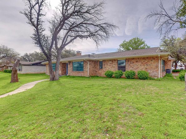 1413 British Blvd, Grand Prairie, TX 75050