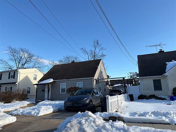 3rd image of 66 Wilson Rd