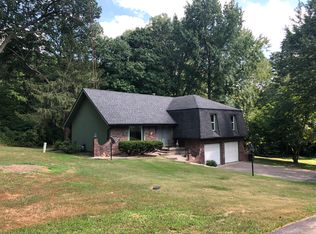 2 Lydia Ln, Riverton, IL 62561