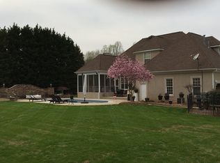 2731 Beulah Church Rd, Matthews, NC 28104