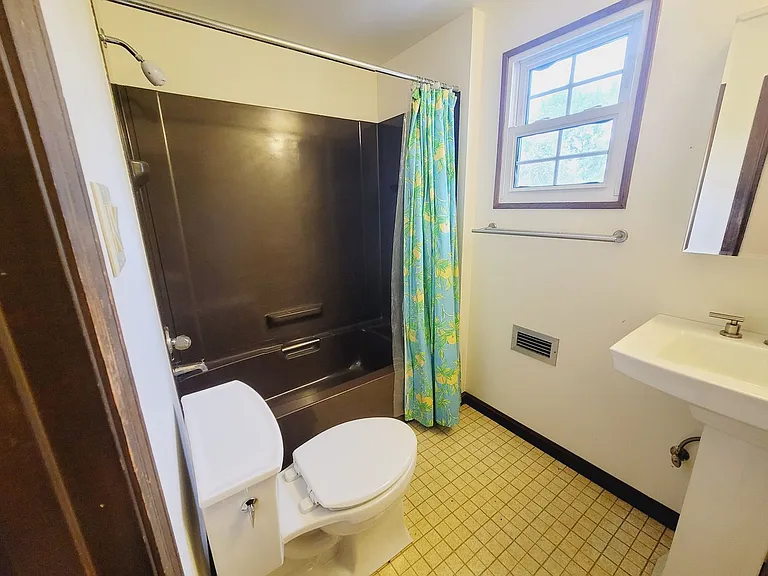 608 Talaflo St — Photo 26