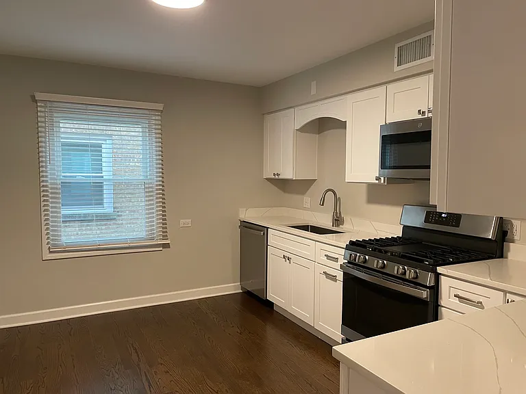 613 Asbury Ave #1 — Photo 6