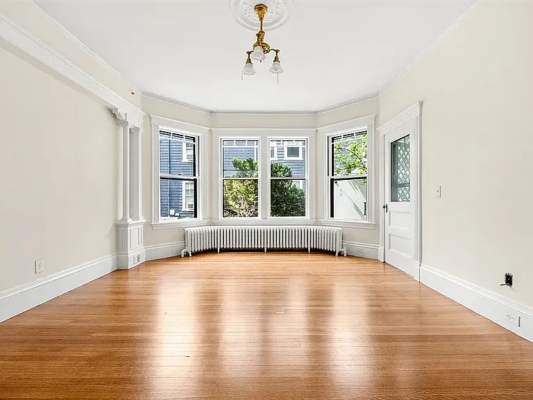 18 Loring Ave #1 — Photo 7