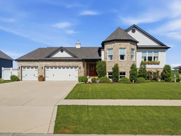 8202 Marshall St, Merrillville, IN 46410