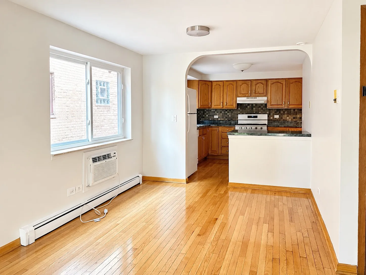 2 bed, $1,850 — Photo 4