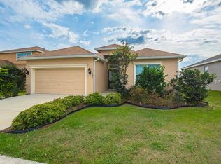 6454 Twin Bridges Dr, Zephyrhills, FL 33541