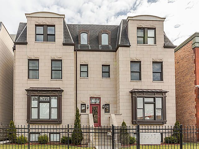 1st image of 4403 S Lake Park Ave Unit 2
