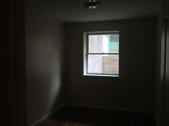 4th image of 908 Bedford Ave APT 4A