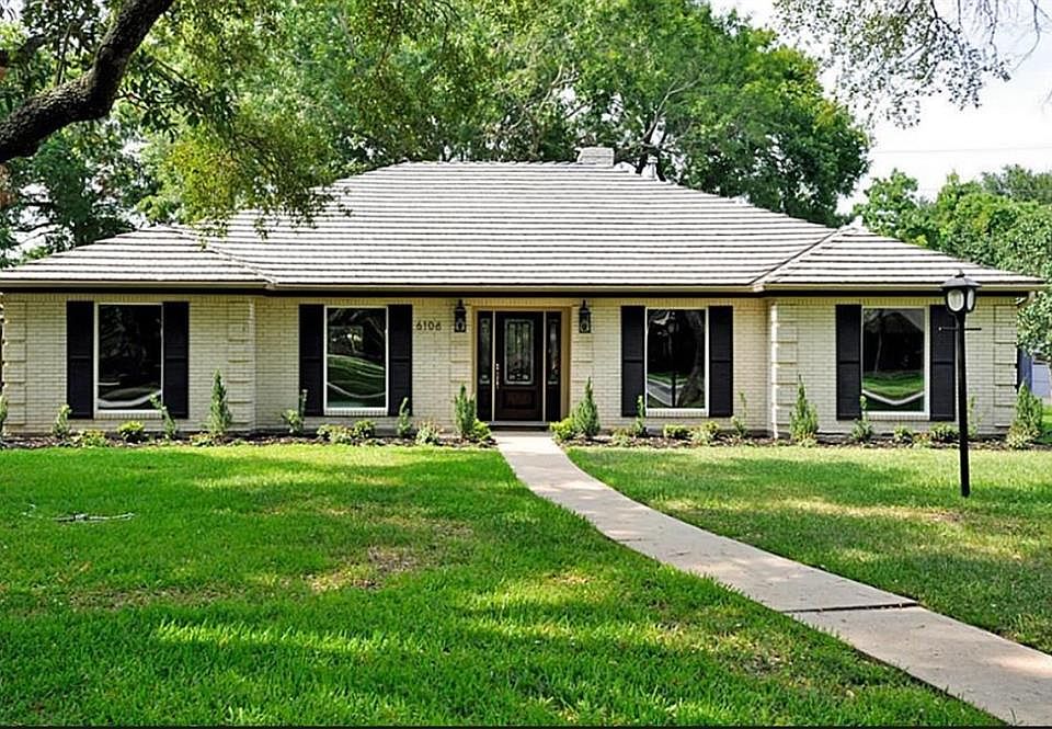 1st image of 6106 N Woods Ln